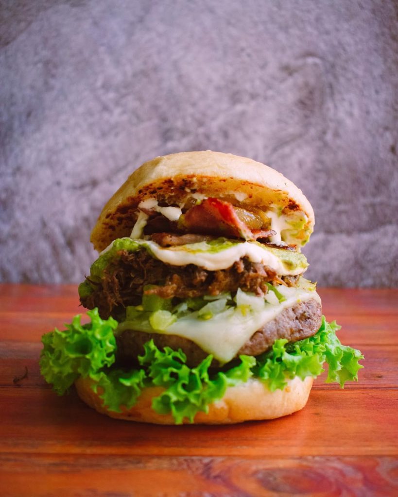 a-nosotros-tambien-se-nos-hace-agua-la-boca-viendo-la-nueva-burger-se-antojaron-caigan-1